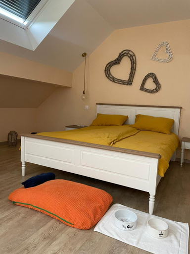Bedroom 1, OLGA Chambre d'hote, Meuse