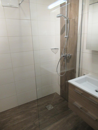 Bathroom 3, Steinerhaus Berggasthof, Liezen