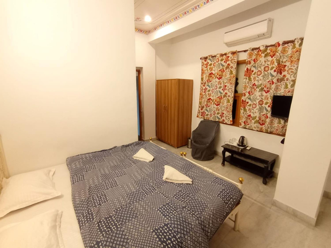 Bedroom 3, Little Peepal House, Udaipur