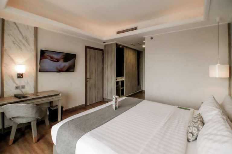 Bedroom 12