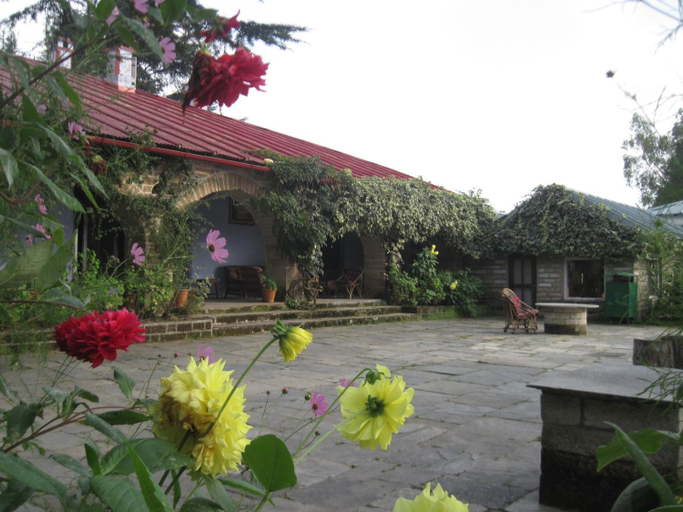 Others 4, Khali Estate, Almora