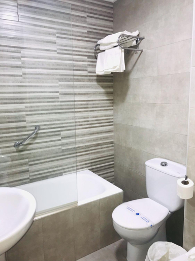 Bathroom, Hotel Arillo, Cantabria