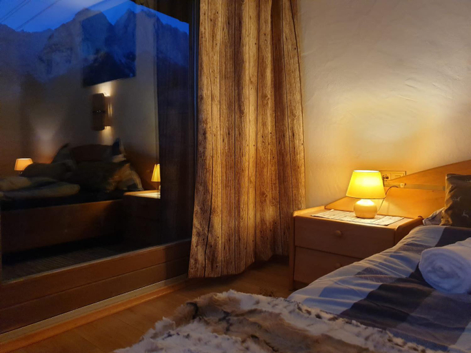 Bedroom 3, Gungl Stubn, Garmisch-Partenkirchen
