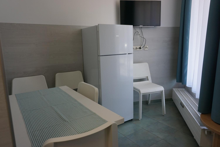 Others 5, Bett3de, Erding