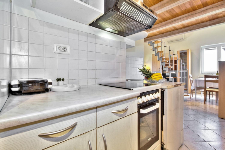 Others 3, LANA house with apartment, Umag