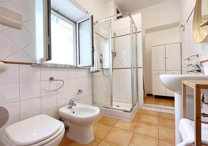 Bathroom 3, Solemar Sicilia - Palazzo Massimo, Palermo