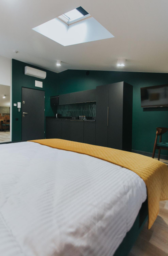 Bedroom 12