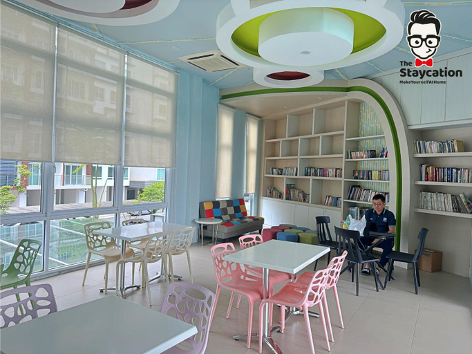 Food & Drinks 4, Staycation Homestay 14 P Residence kuching condo, Kuching