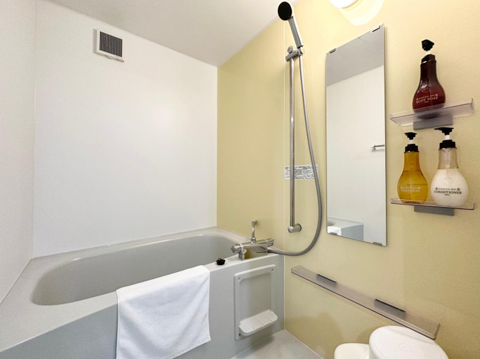 Bathroom 3, Hotel Miyakojima, Miyakojima