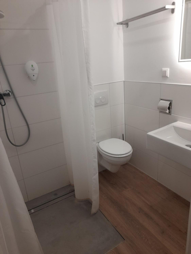 Bathroom, T3 Budget Berlin Hennigsdorf, Oberhavel