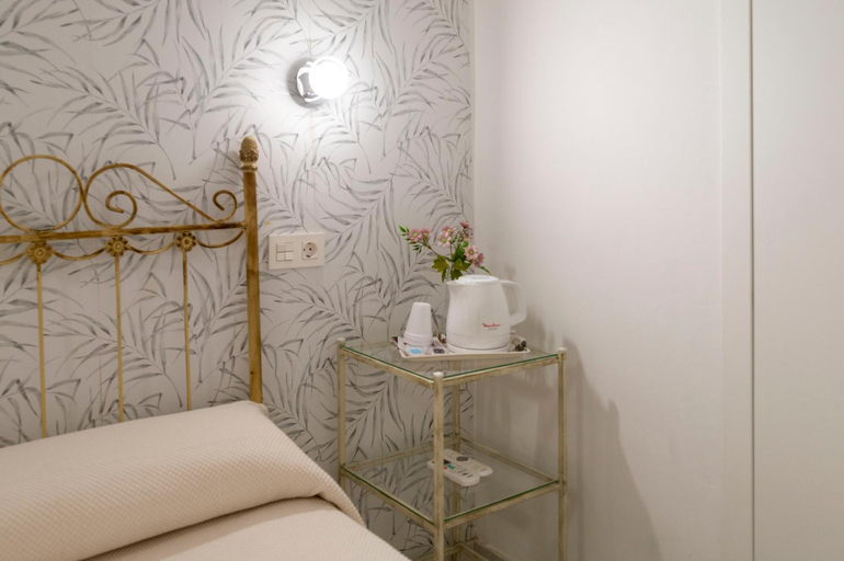 Bedroom 3, Hotel Plaza San Sebastian, Málaga
