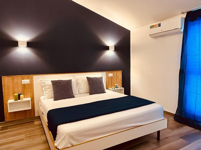 Bedroom 4, B&B THE SUN - Family Rooms, Vibo Valentia