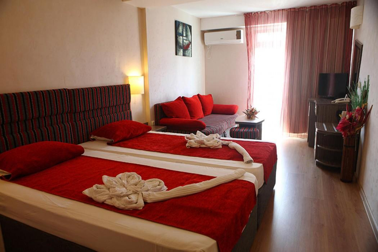 Bedroom 3, Hotel Kotva - All Inclusive, Nesebar