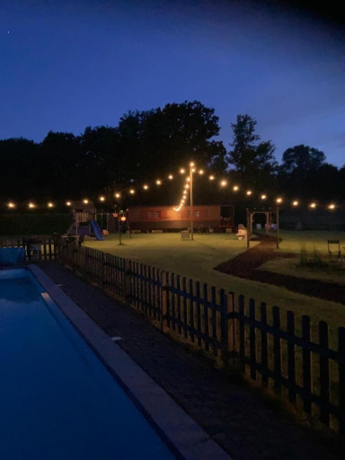 Others 4, B&B Babbita Pia(groen), Limburg