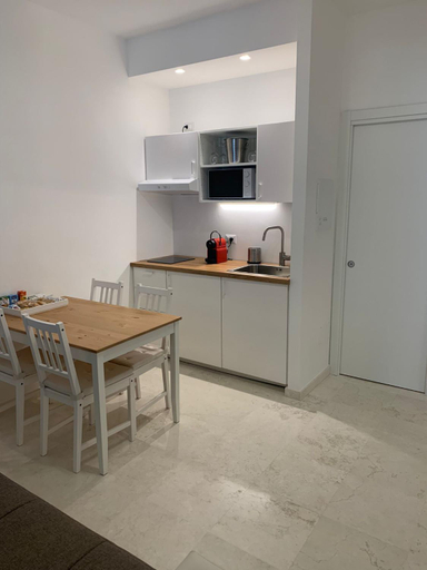 Others 4, Suite 55 in centro, Barletta-Andria-Trani