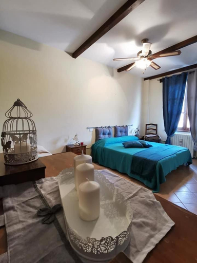 Others 2, Agriturismo Mondo, Asti