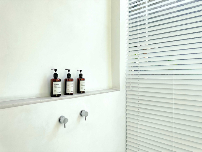 Bathroom 3, Sunset Bungalow, Badung
