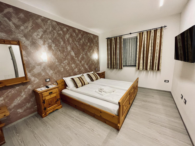 Others 2, B&B L'Aigual, Sondrio
