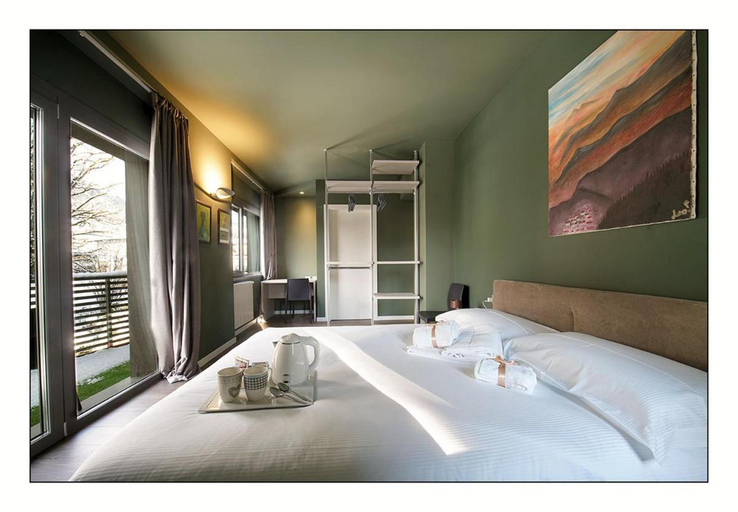 Bedroom 23