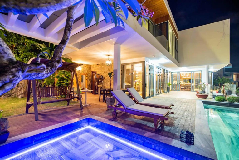 The Ocean Front Villa Nha Trang Abogo, Nha Trang