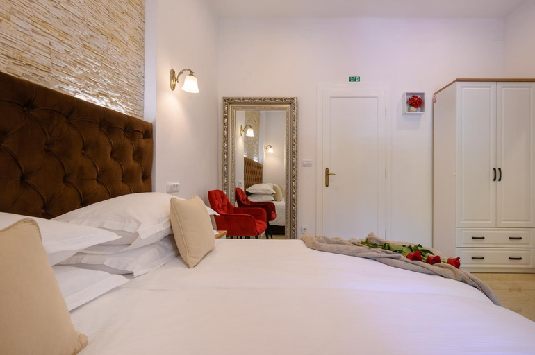 Others 5, Summer breeze luxury rooms, Split