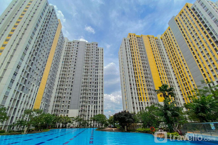 Others 4, Homey 3BR at Springlake Summarecon By Travelio, Bekasi