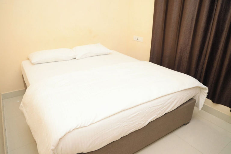 AK Vellore Stays, Vellore