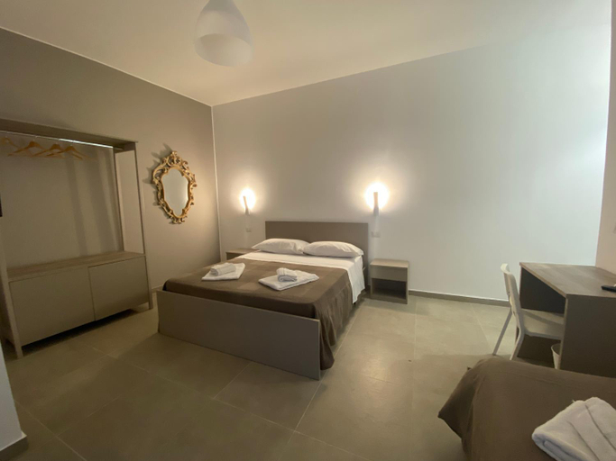 Others 2, AEROPORTO KATANE ROOMS, Catania
