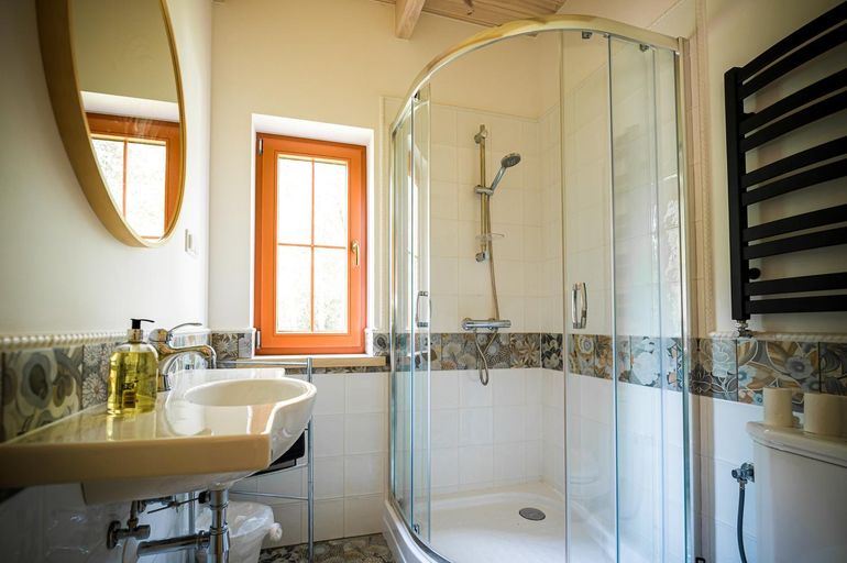 Bathroom 3, Brzozowy Gaj, Słupsk