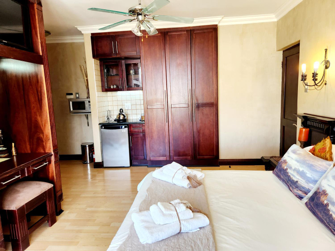 Others 4, The Wooden Leg Guesthouse, Overberg