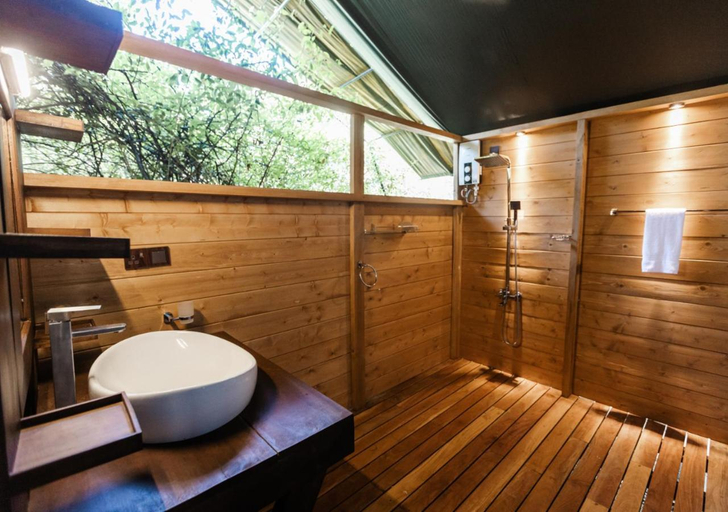 Bathroom 4, Tribe Yala - Luxury Camping, Thissamaharama