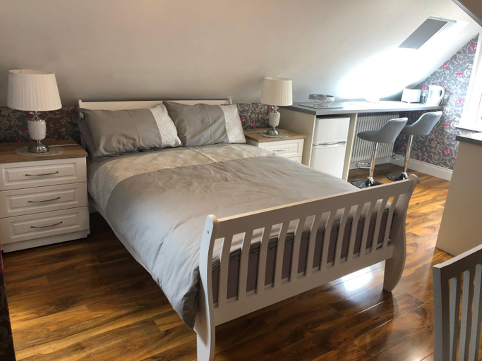 Bedroom 25
