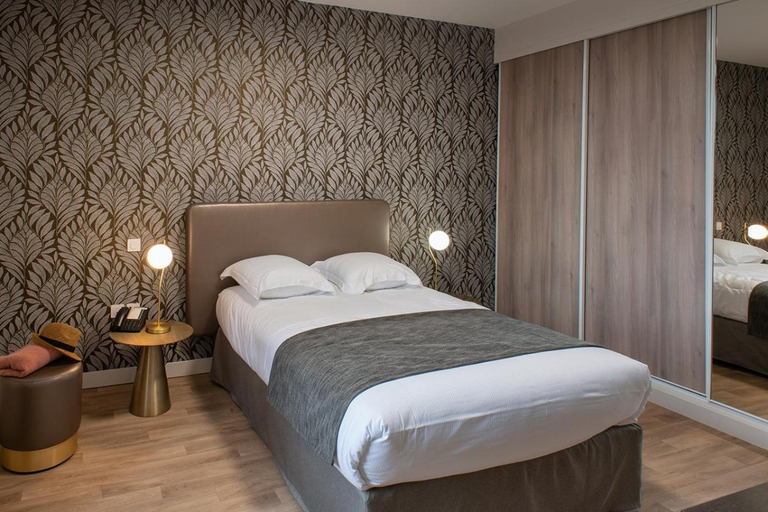 Bedroom, DOMITYS - Chateau Camas, Haute-Garonne