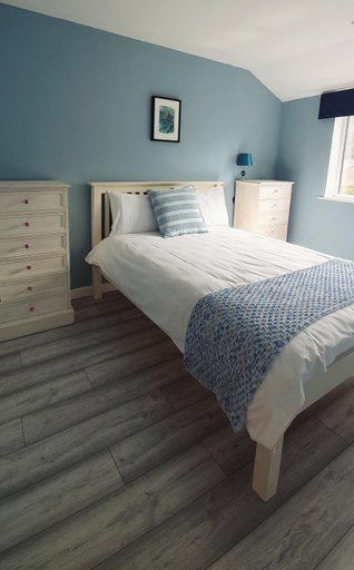 Bedroom 2, Yr Hen Berllan in the Beautiful Rowen, Conwy