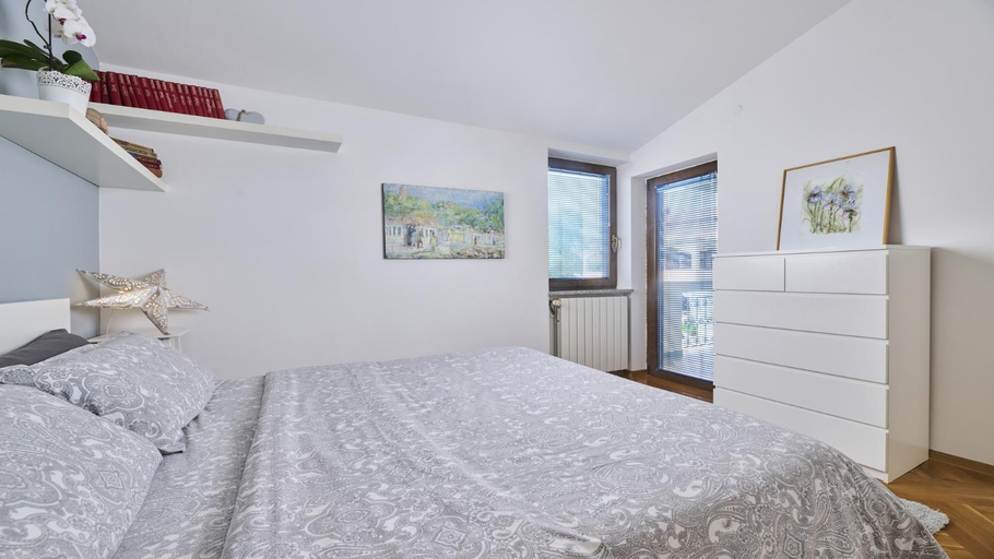 Others 4, Apartment Iriska, Novigrad