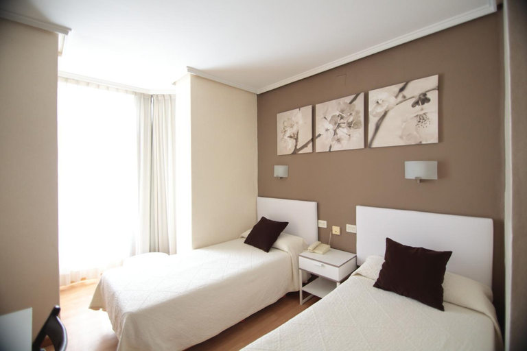 Bedroom 3, Hotel Valencia de la Música, Valencia