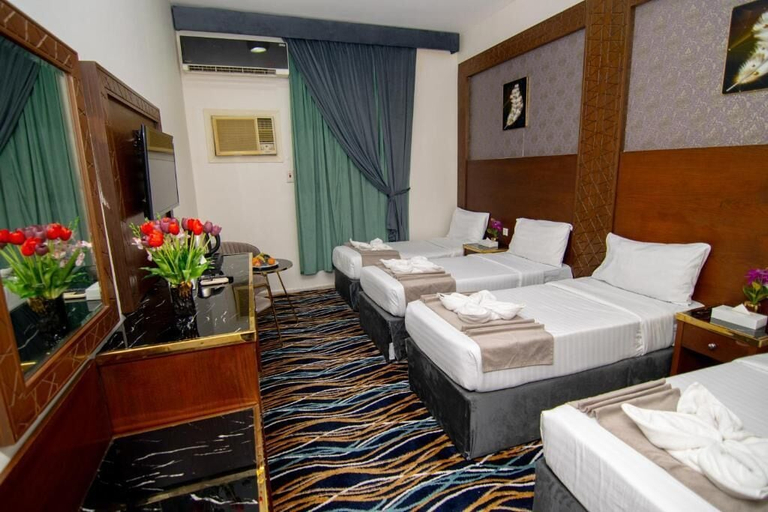 Bedroom 2, Shurakaa Al Khair Hotel, Makkah