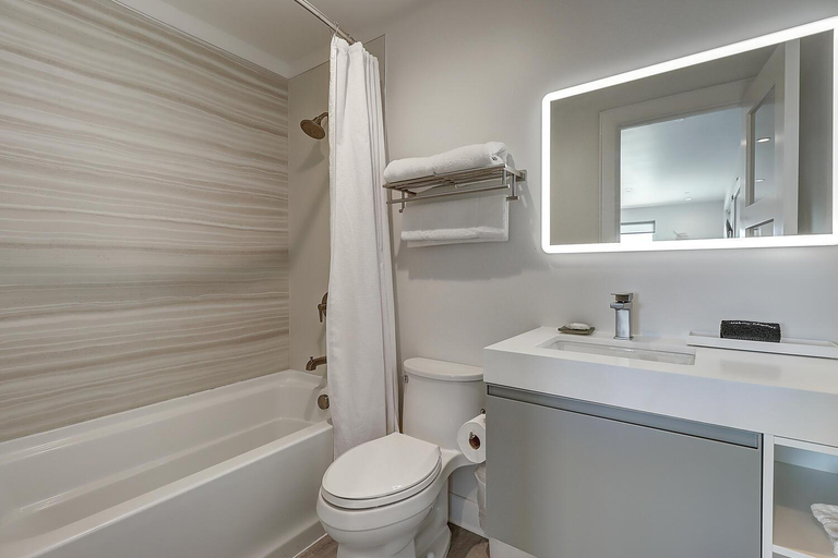 Bathroom 9