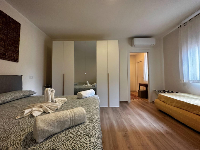 Others 2, Extravaganza Room and Suite Apartment City Center, Cagliari