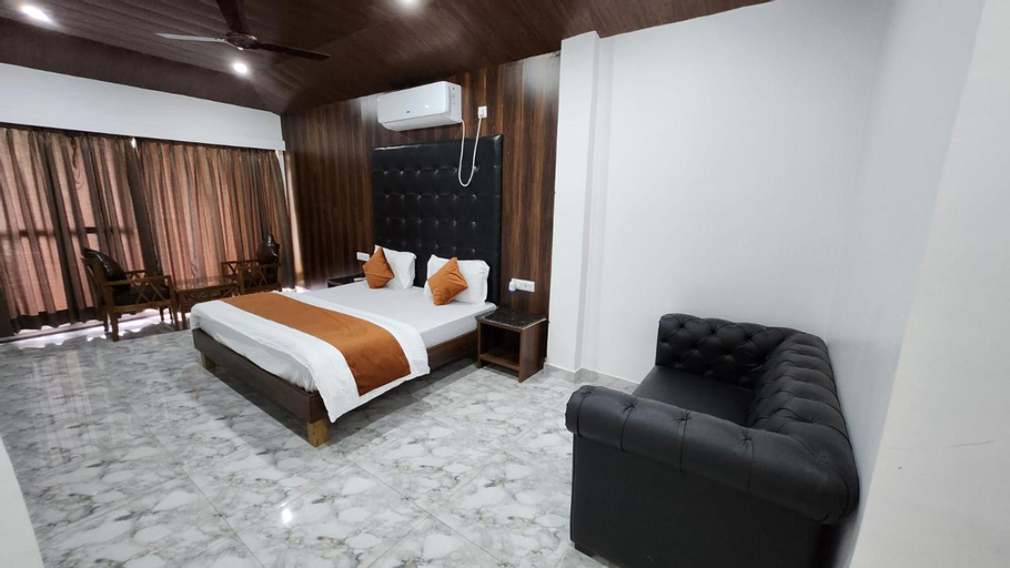 Bedroom 2, Blue Pine Orchards - Villas, Garhwal