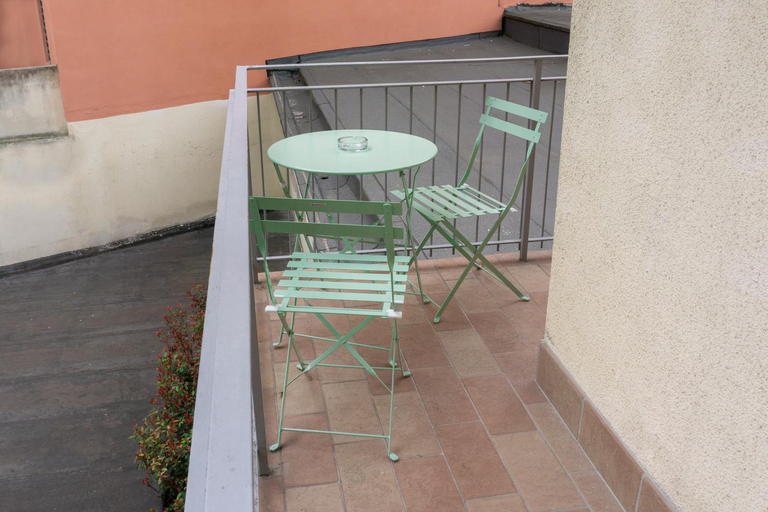Others 2, Melibi - Re Lear Apartments, Verona