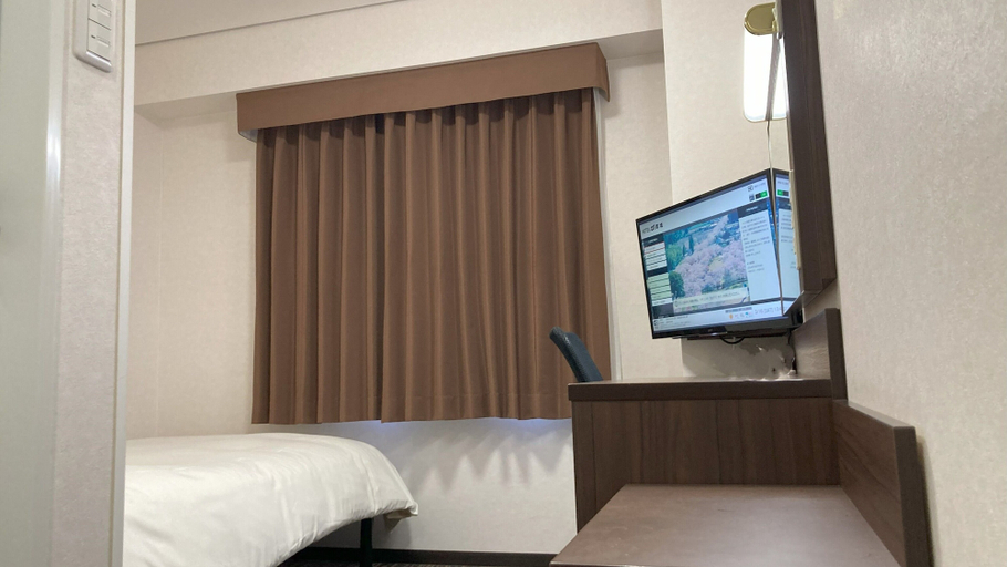 Bedroom 5, Hotel Alpha-One Miyakonojo, Miyakonojō