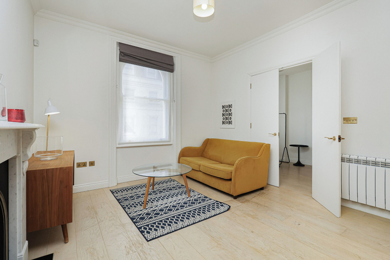 Others 4, Kensington Gardens Apartments, London