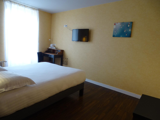 Bedroom 2, LA CROIX D'OR LOGIS Hotels, Morbihan