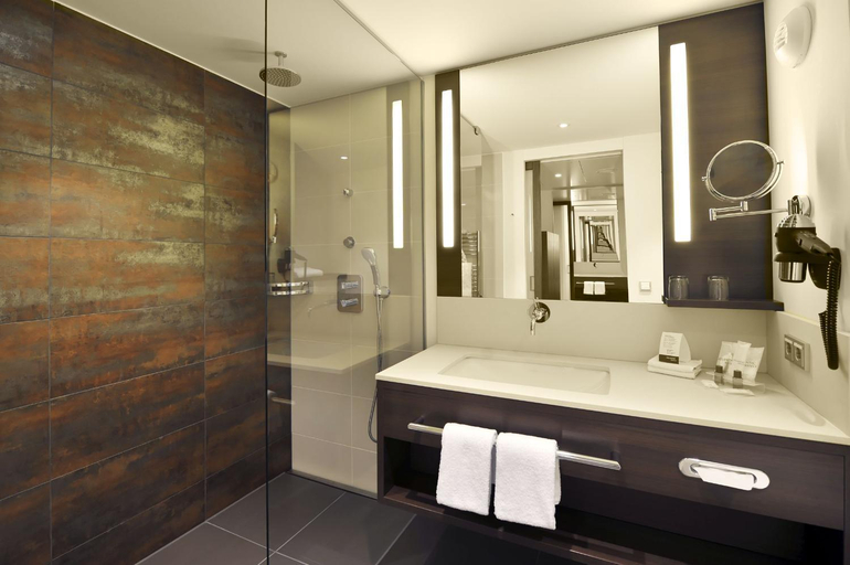 Bathroom 4, Atlantic Congress Hotel Essen, WorldHotels Elite, Essen