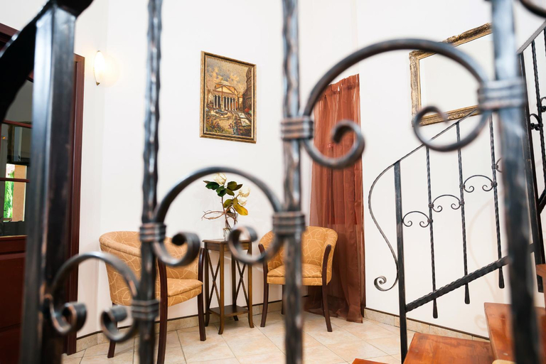 Public Area, Pension Pantheon, Brasov