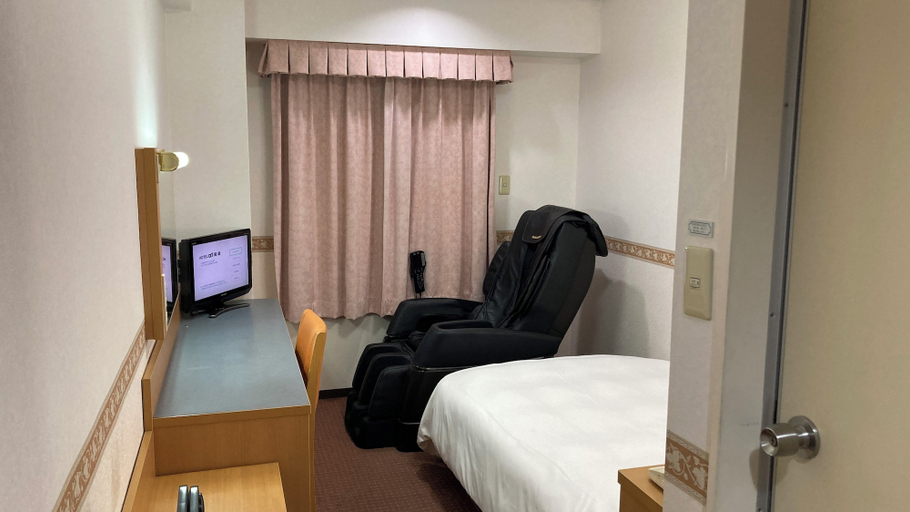 Bedroom 5, Hotel Alpha-One Onomichi, Onomichi