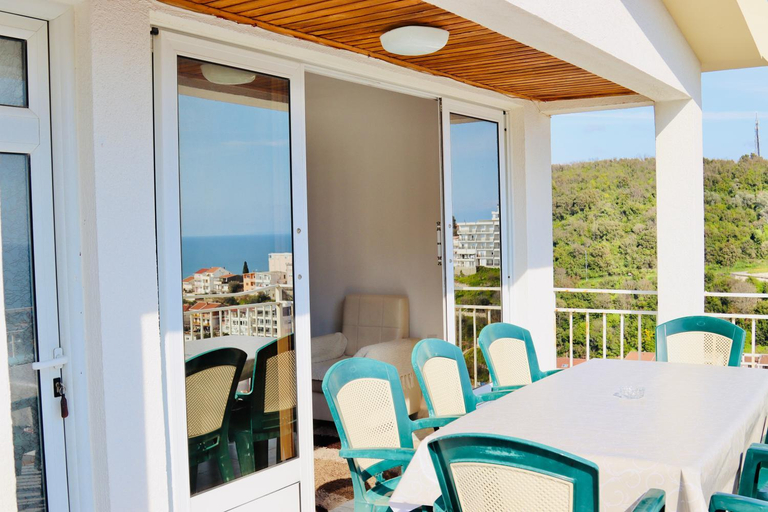 5, Apartments Marovic