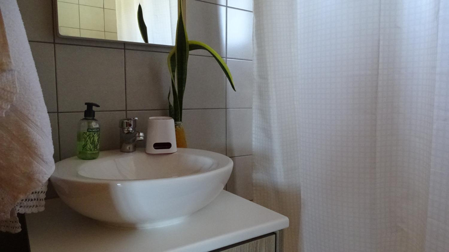 Bathroom 3, Happy Glamping Cy, Larnaca