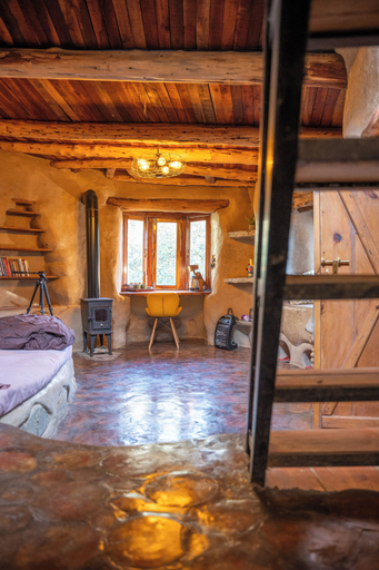Bedroom 2, Geeli Mitti, Nainital